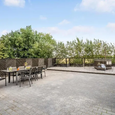 Two-bedroom In Spottrup