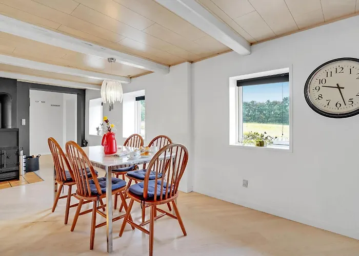 Two-bedroom In Holiday home